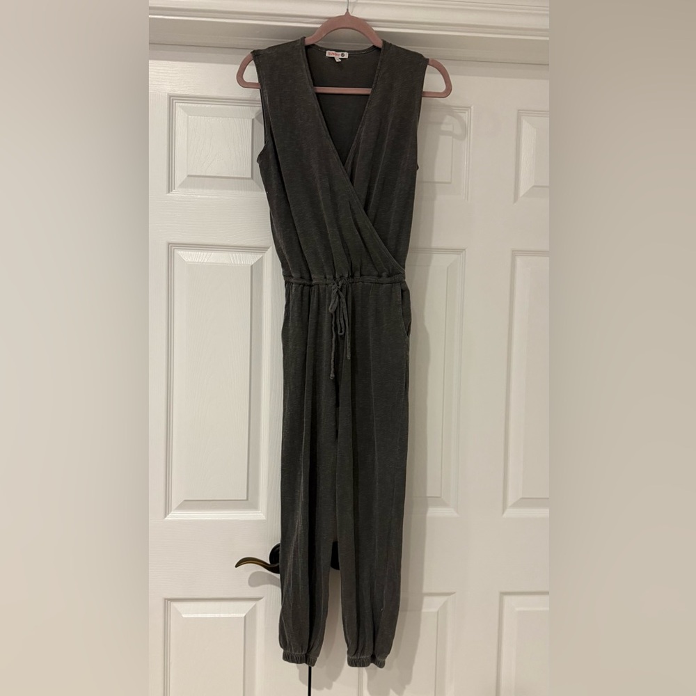 Sundry Women's Surplice Tank Jumpsuit in Washed Grey Sz 1 Small